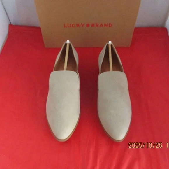 LUCKY BRAND Mizina Faux Leather Shooties $99 - US Size 9 - Dune - 1397 - Picture 3 of 11